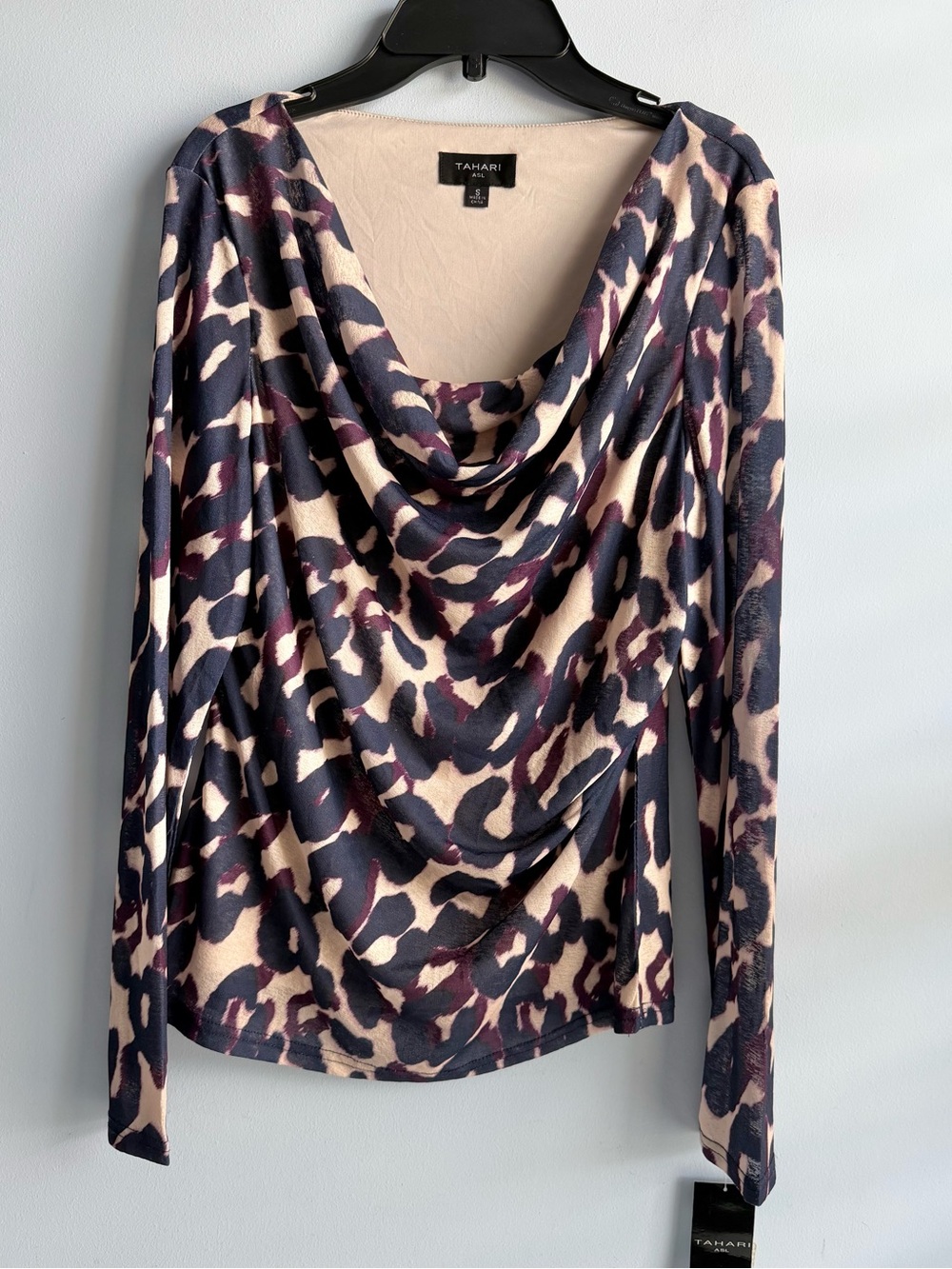 Tahari Women’s Multicolor Abstract Print Drape Knit Cowl Neck Blouse Size Small